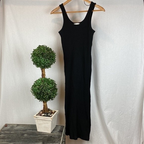 H&M Dresses & Skirts - H&M Black Sleeveless Ribbed Maxi Tank Dress S NEW